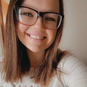 Meet your Posher, Katlyne